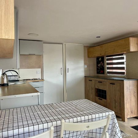 ホテル Sonata Camp ヤスタルニャ エクステリア 写真