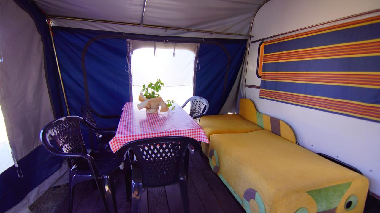 ホテル Sonata Camp ヤスタルニャ エクステリア 写真